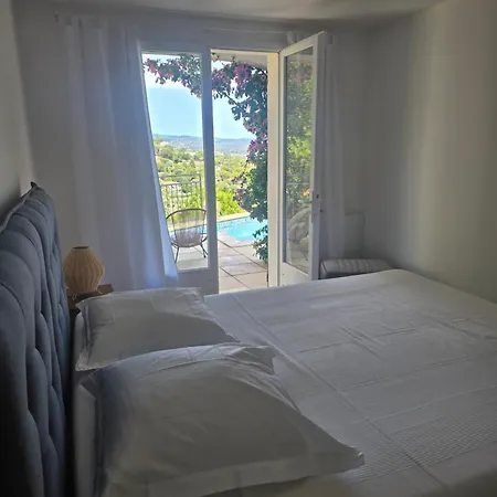 La Lezarde Villa *