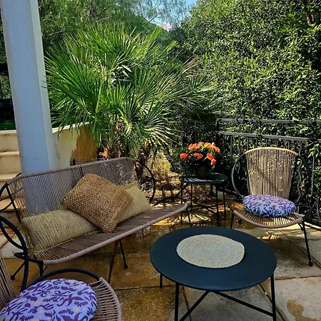 La Lezarde Villa